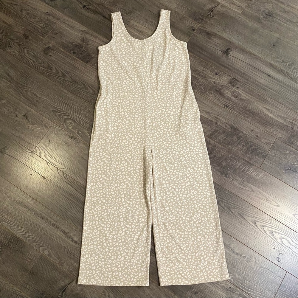 NWT Papillon Jumpsuit  Leopard Print soft stretchy over sized beach wear